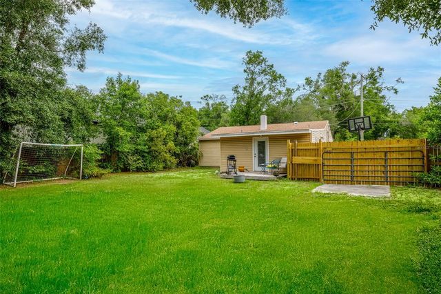 1209 E NORTH STREET, Tampa, FL 33604