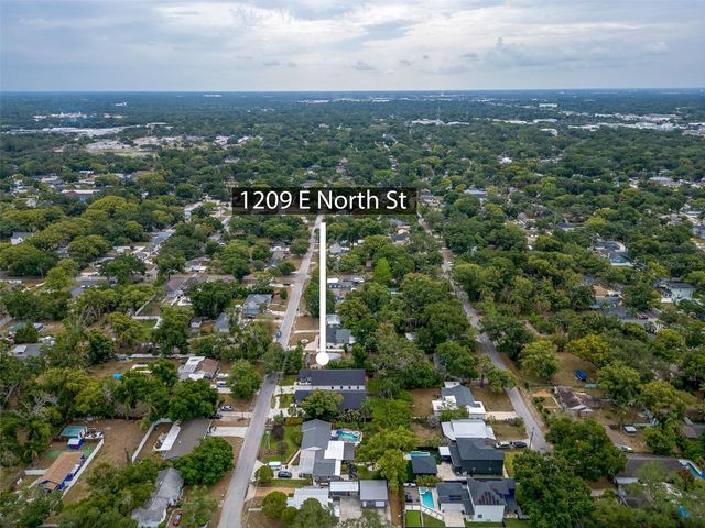 1209 E NORTH STREET, Tampa, FL 33604