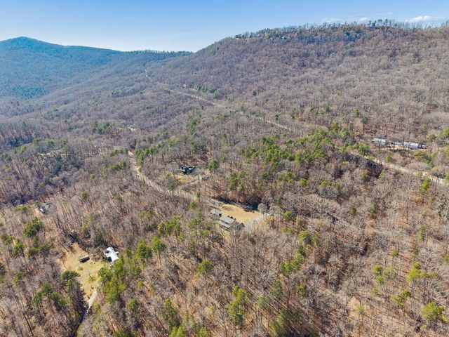 1854 Powder Springs Circle, Flintstone, GA 30725