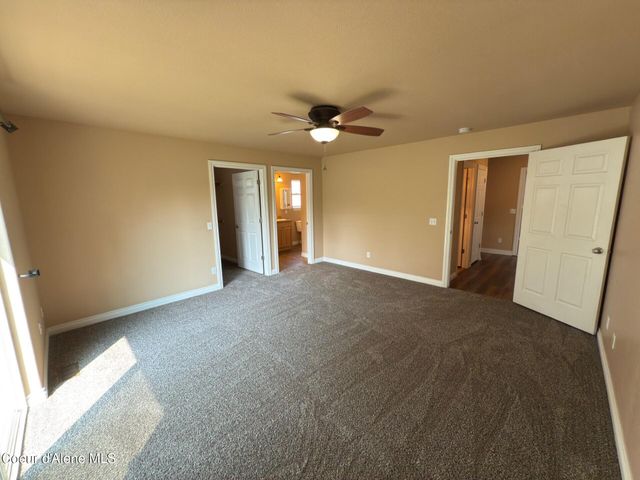 2474 W Berkley LN, Hayden, ID 83835