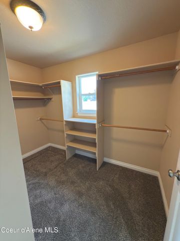 2474 W Berkley LN, Hayden, ID 83835