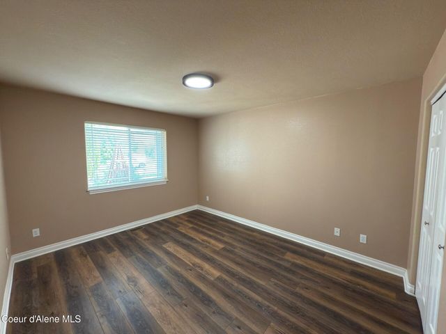 2474 W Berkley LN, Hayden, ID 83835