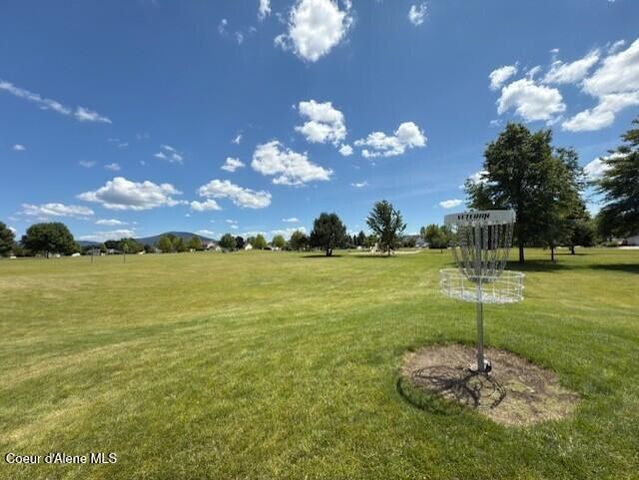 2474 W Berkley LN, Hayden, ID 83835