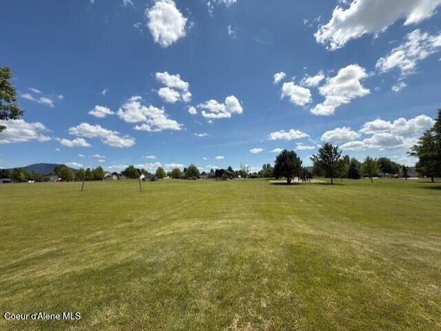 2474 W Berkley LN, Hayden, ID 83835