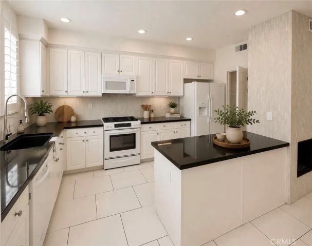 33720 Willow Haven 102, Murrieta, CA 92563