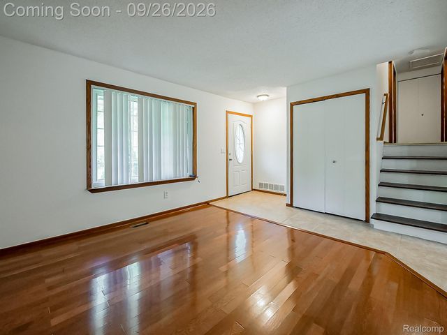 6995 Leytonstone Boulevard, West Bloomfield Charter Township, MI 48322
