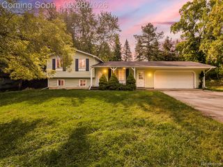 6995 Leytonstone Boulevard, West Bloomfield Charter Township, MI 48322