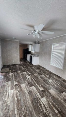 6216 Roger Lane 25, Hodgkins, IL 60525