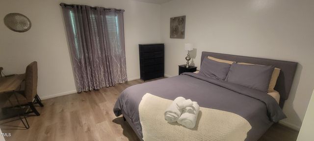 137 Kingsbury Drive, Chapel Hill, NC 27514