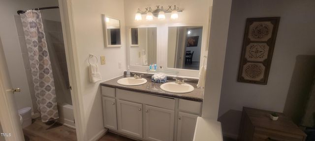 137 Kingsbury Drive, Chapel Hill, NC 27514