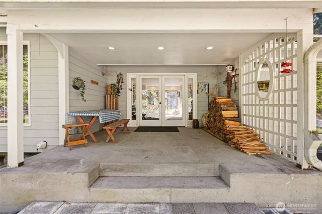 516 Gellor Road, Port Angeles, WA 98362