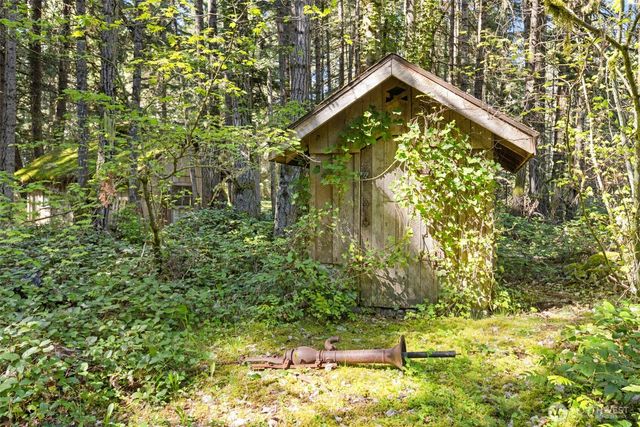 516 Gellor Road, Port Angeles, WA 98362