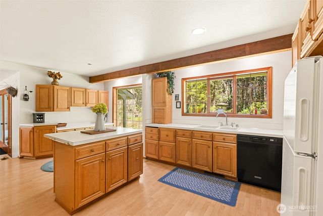 516 Gellor Road, Port Angeles, WA 98362