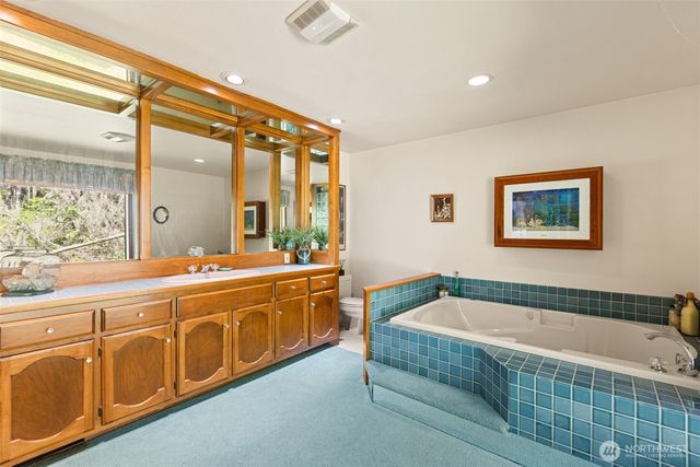 516 Gellor Road, Port Angeles, WA 98362