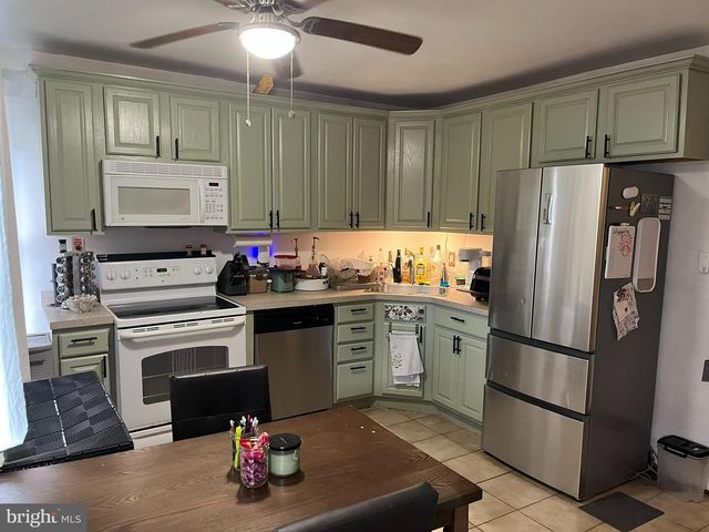 227 RIDGE RD, Claymont, DE 19703