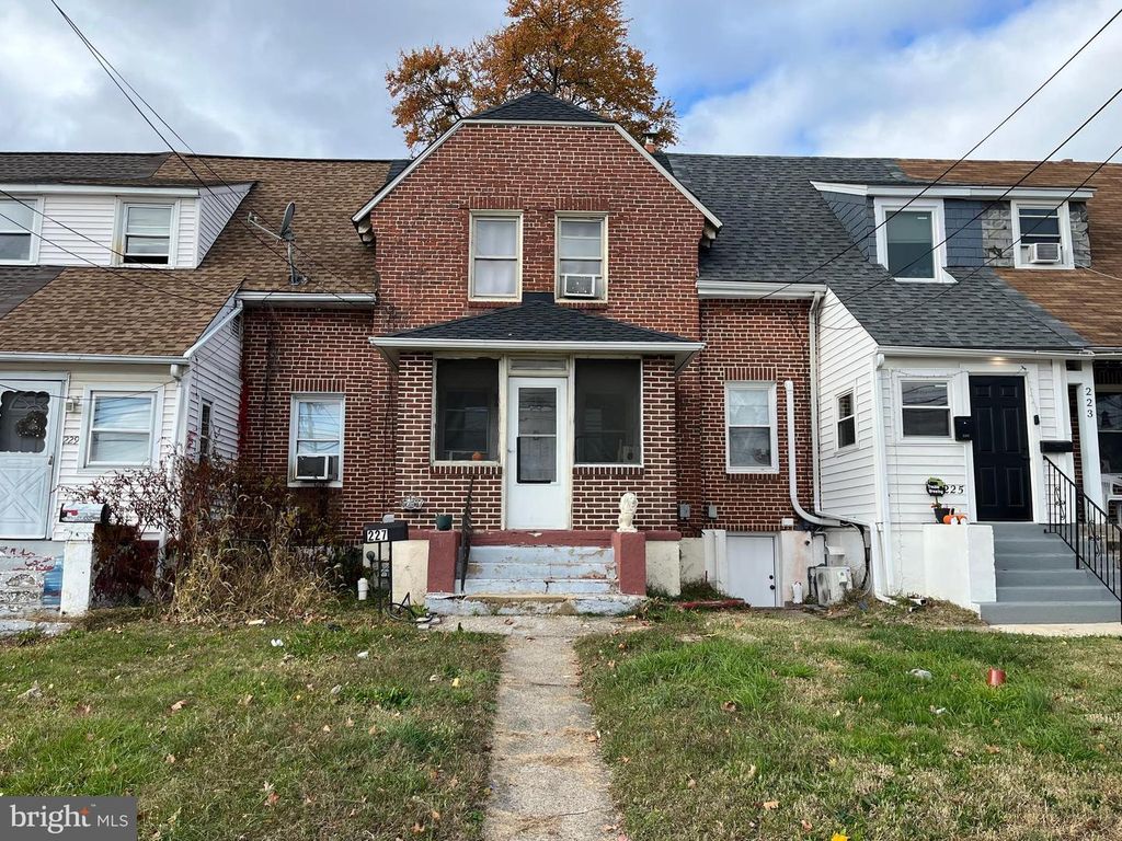 227 RIDGE RD, Claymont, DE 19703