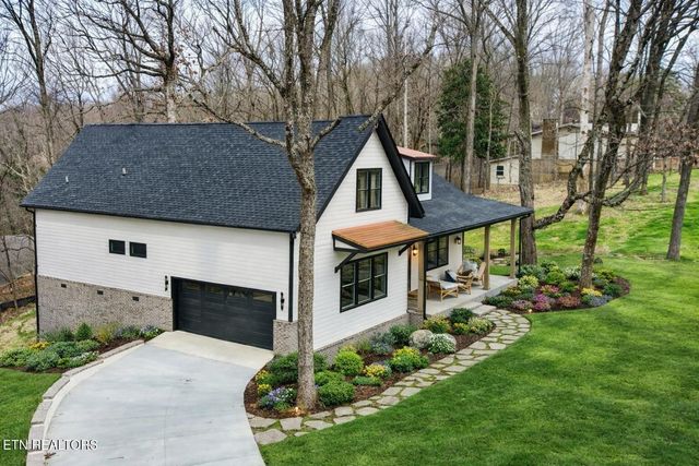 7600 GYNEVERE Drive, Knoxville, TN 37931