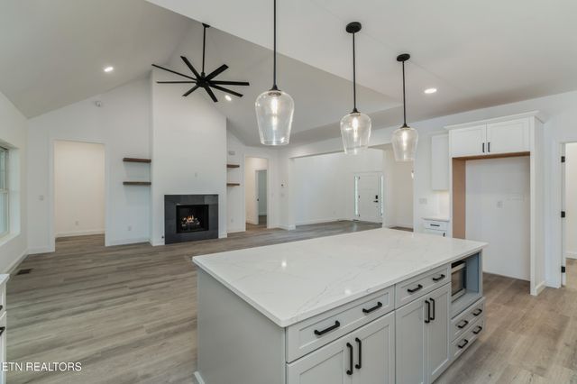 7600 GYNEVERE Drive, Knoxville, TN 37931