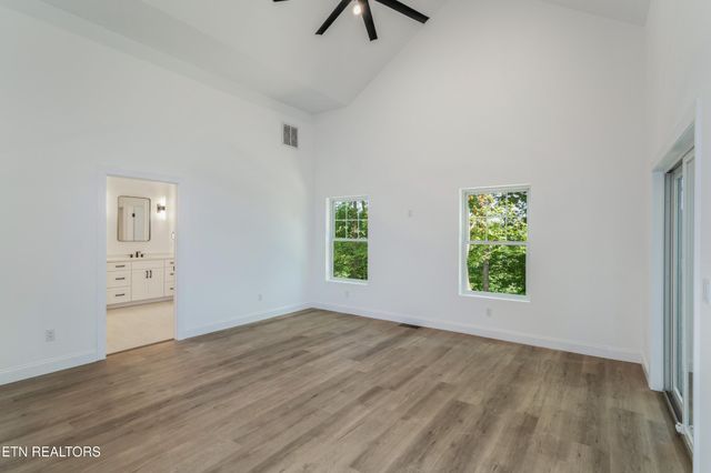 7600 GYNEVERE Drive, Knoxville, TN 37931