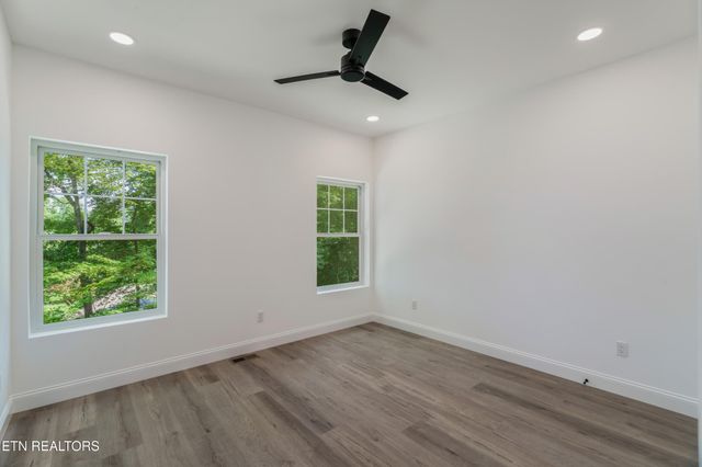 7600 GYNEVERE Drive, Knoxville, TN 37931