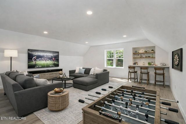 7600 GYNEVERE Drive, Knoxville, TN 37931