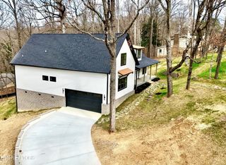 7600 GYNEVERE Drive, Knoxville, TN 37931