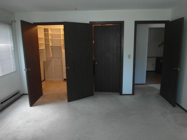 6440 W Howard AVENUE #104, Milwaukee, WI 53220