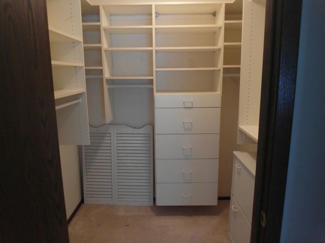 6440 W Howard AVENUE #104, Milwaukee, WI 53220