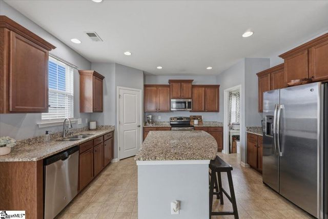 258 E Pyrenees Drive, Lyman, SC 29365