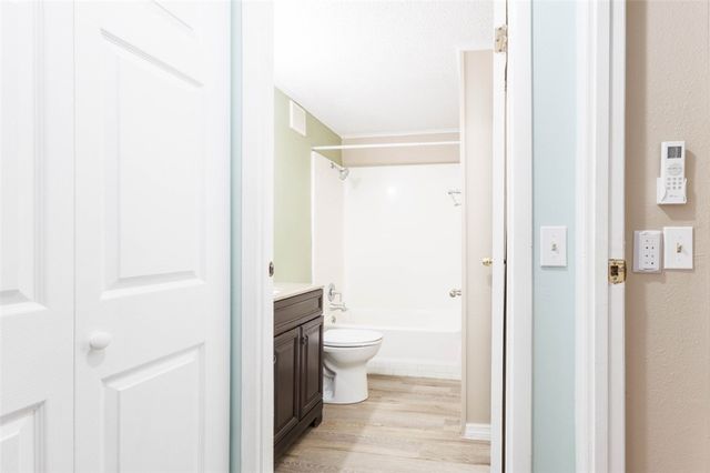 456 7th Place 456, Vero Beach, FL 32962