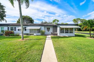 510 High Point Drive D, Delray Beach, FL 33445