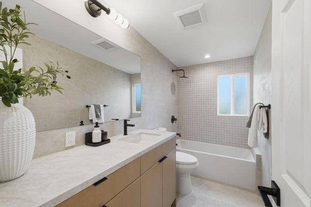 904 Del Monte Place, San Jose, CA 95117