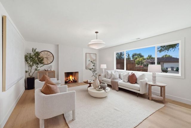 904 Del Monte Place, San Jose, CA 95117