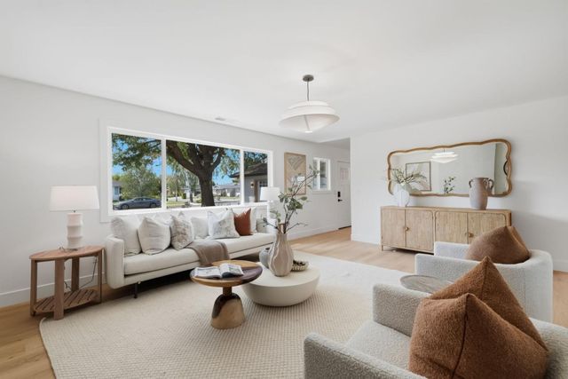 904 Del Monte Place, San Jose, CA 95117