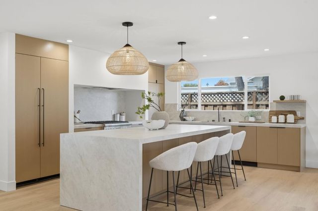 904 Del Monte Place, San Jose, CA 95117