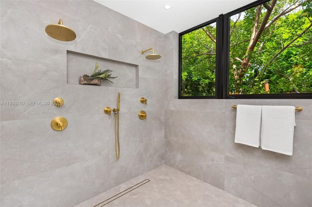 4024 Bonita Ave, Miami, FL 33133