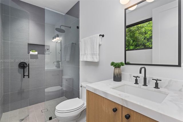 4024 Bonita Ave, Miami, FL 33133