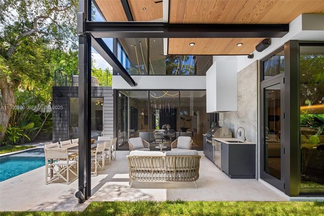 4024 Bonita Ave, Miami, FL 33133