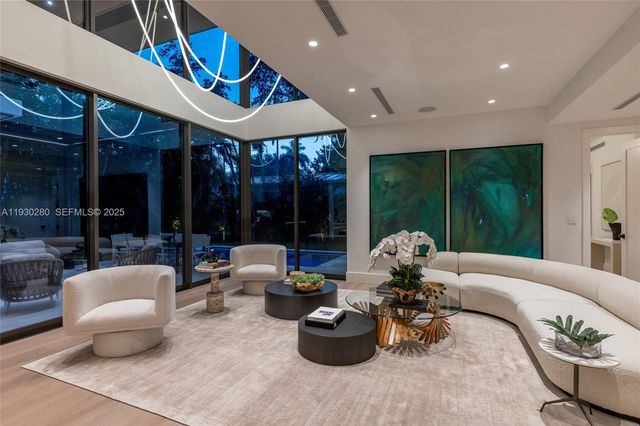 4024 Bonita Ave, Miami, FL 33133