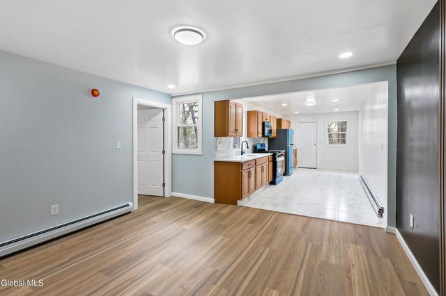274 Livingston Avenue, Albany, NY 12210