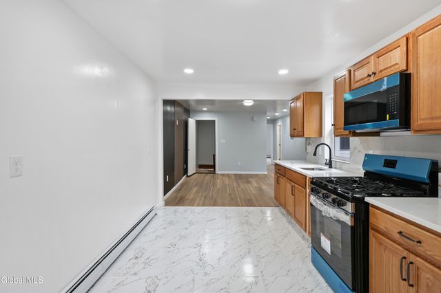 274 Livingston Avenue, Albany, NY 12210