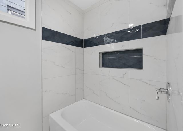 274 Livingston Avenue, Albany, NY 12210