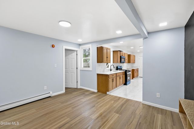 274 Livingston Avenue, Albany, NY 12210