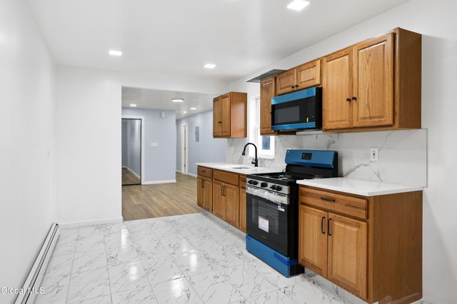 274 Livingston Avenue, Albany, NY 12210