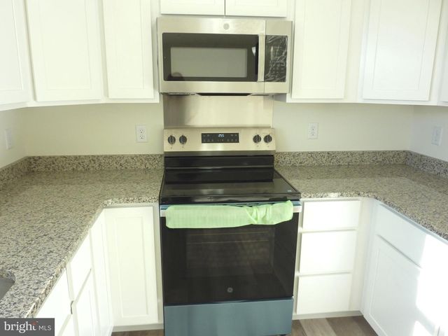 61 COTSWOOD CT, Smyrna, DE 19977