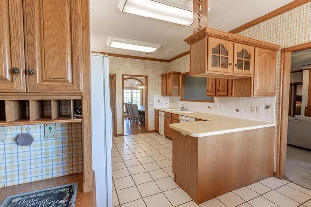 420 Living Springs Trail, Washington, OK 73093