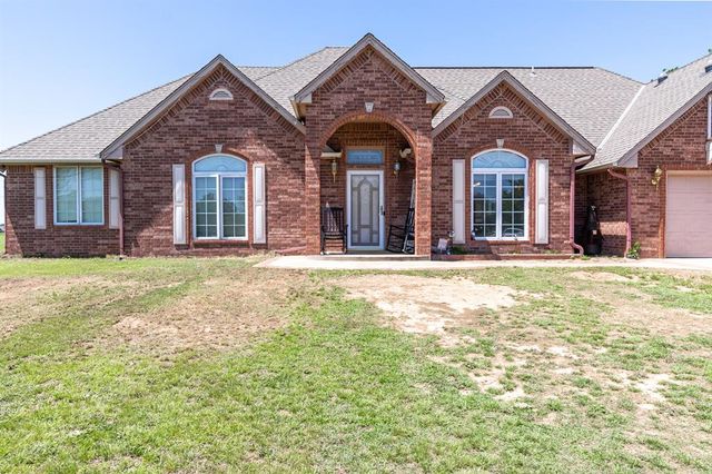 420 Living Springs Trail, Washington, OK 73093