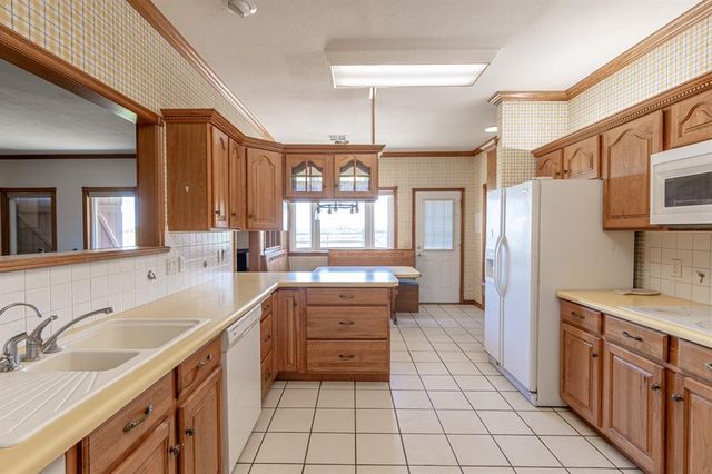 420 Living Springs Trail, Washington, OK 73093