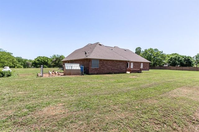 420 Living Springs Trail, Washington, OK 73093