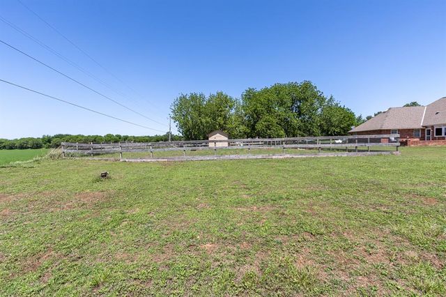 420 Living Springs Trail, Washington, OK 73093